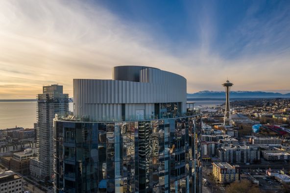McKenzie: 2202 8th Ave, Seattle, WA 98121